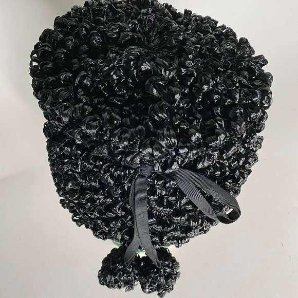 Mid Century Pom Pom Hat
